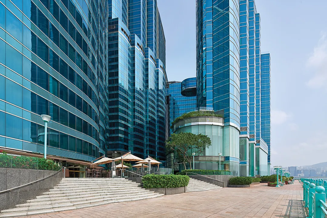 Harbour-Grand-Kowloon-Exterior-Close-View