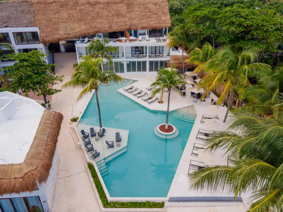 The Beachfront by The Fives Hotels - Pool View