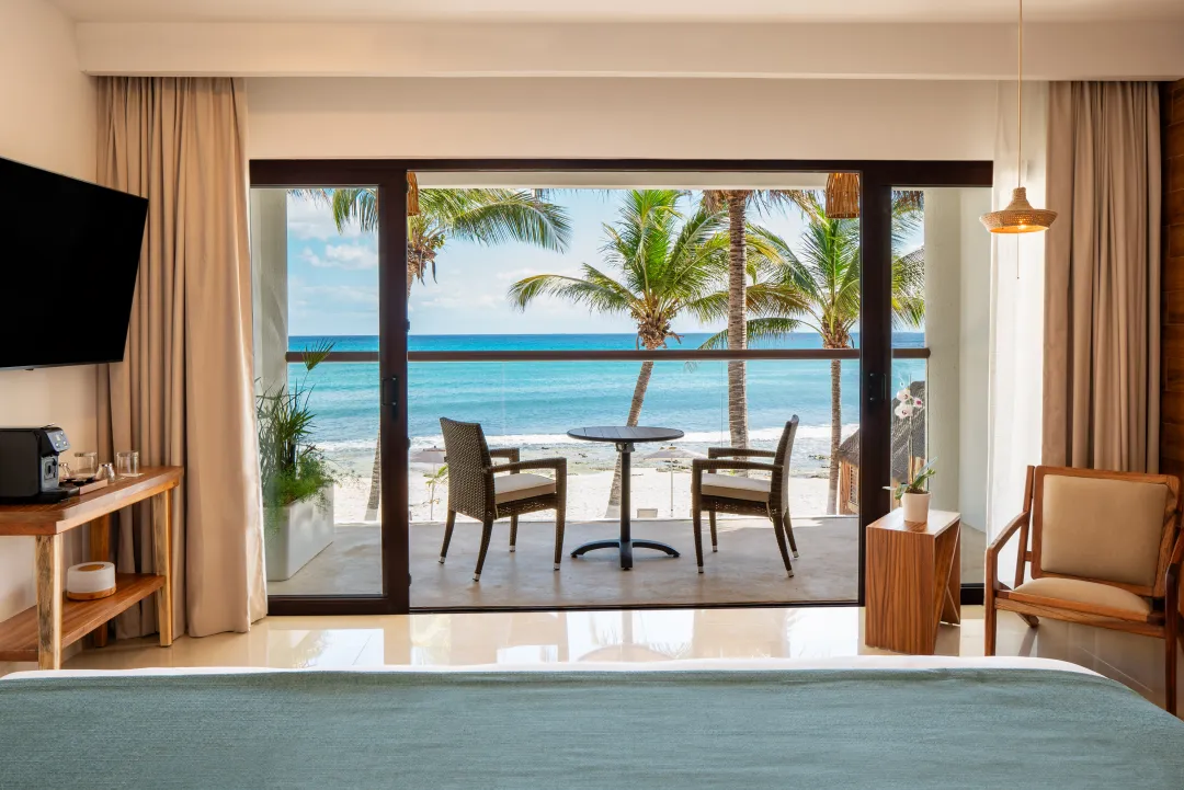 Beachfront Suite - Terrace Lounge