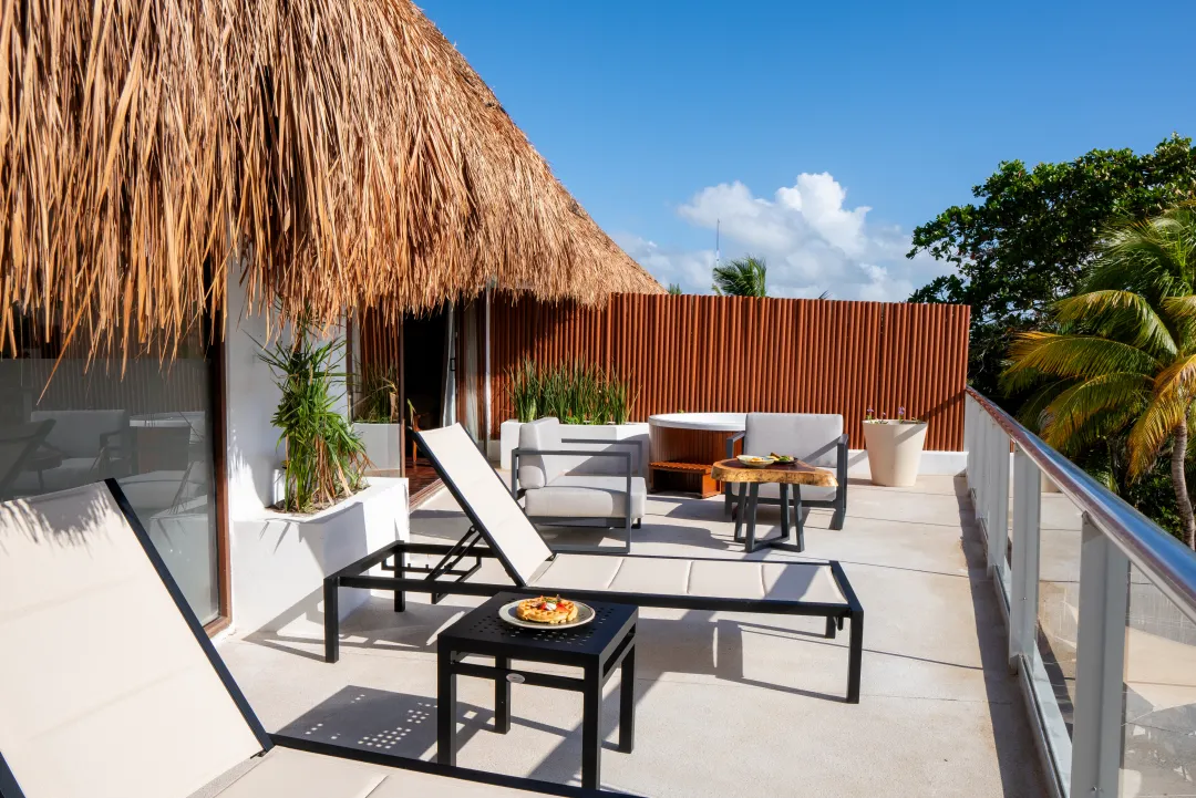 Presidential Suite - Balcony Lounge