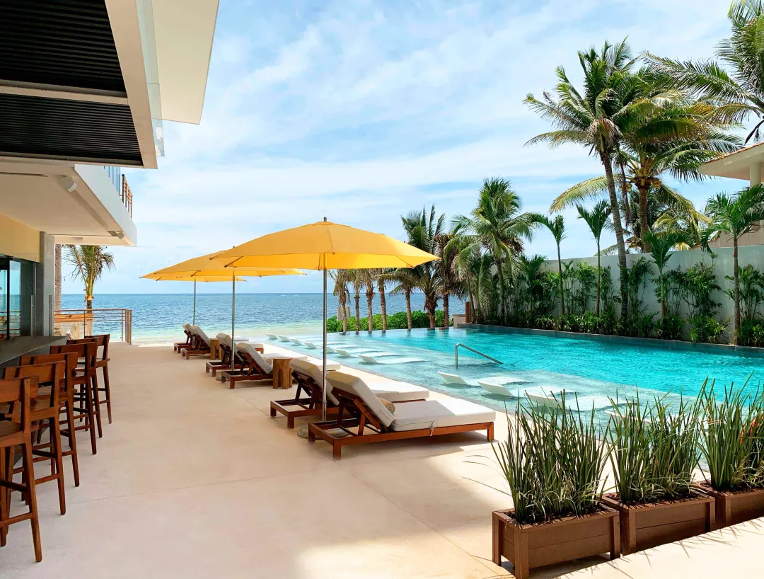 The Fives Oceanfront Puerto Morelos - Infinitiy Pool