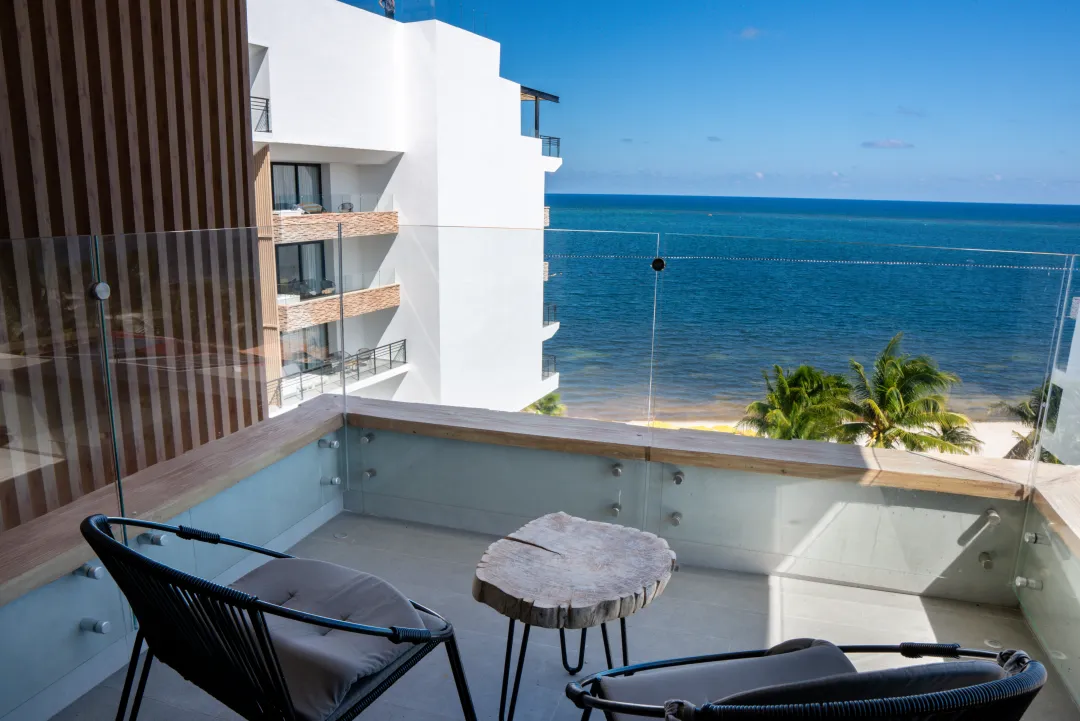 Two Bedroom Oceanview Residence - Balcony Lounge