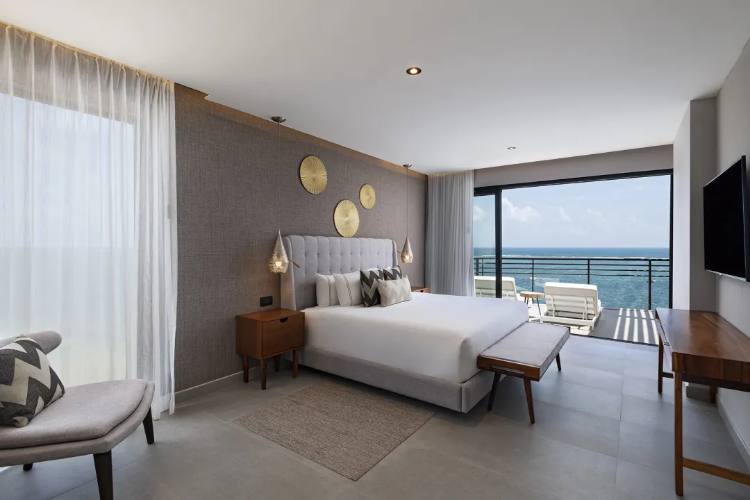 Two Bedroom Oceanfront Residence - King Bed