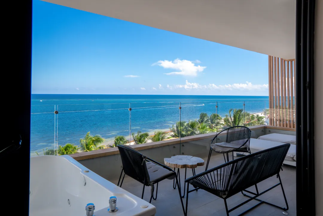 Two Bedroom Oceanfront Residence -Balcony Lounge with Sea View