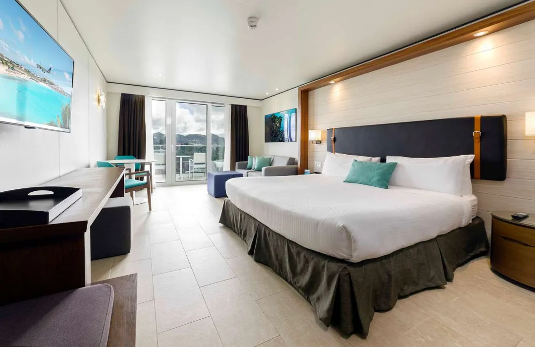 Signature Island View Room - King Bed with Balcony
