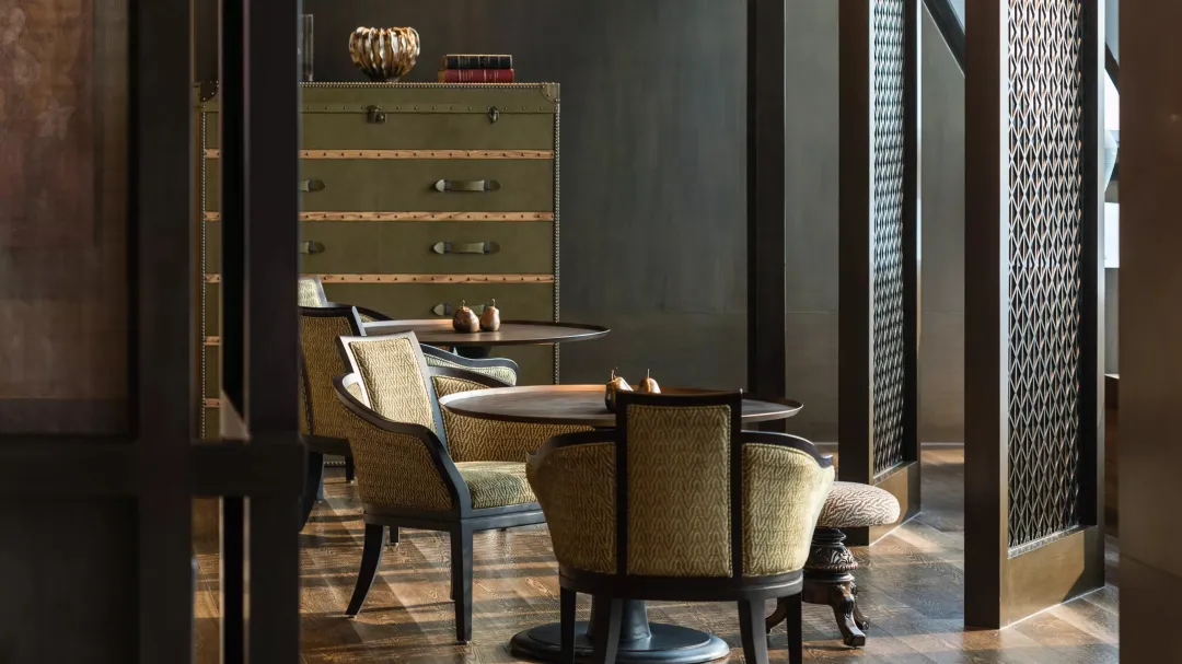 Rosewood-Phnom-Penh-Lobby-Seating-Area