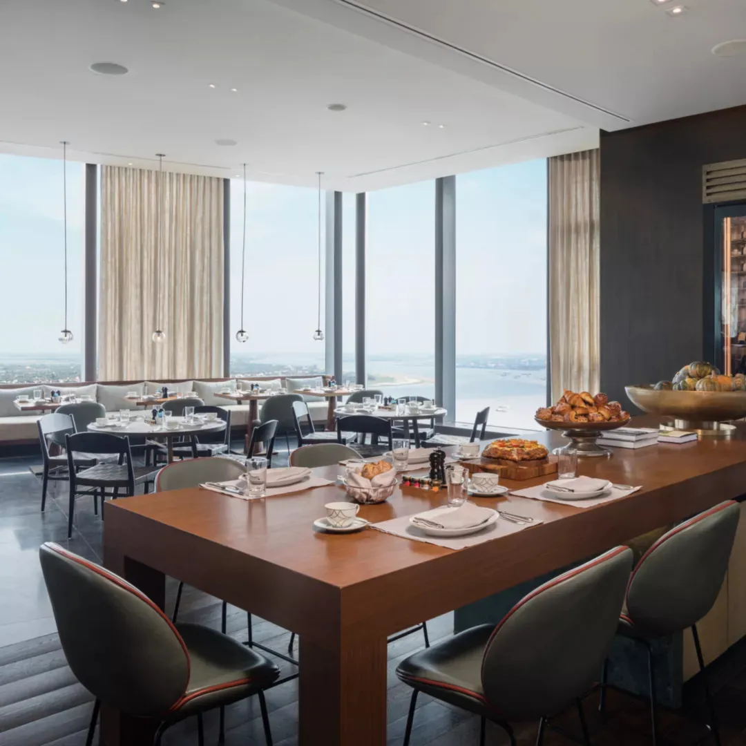 Rosewood-Phnom-Penh-Brasserie-Louise