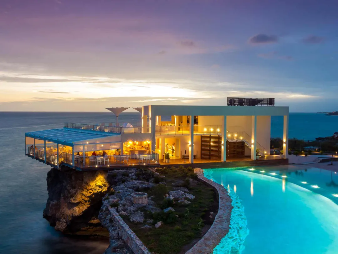 Azul Restaurant