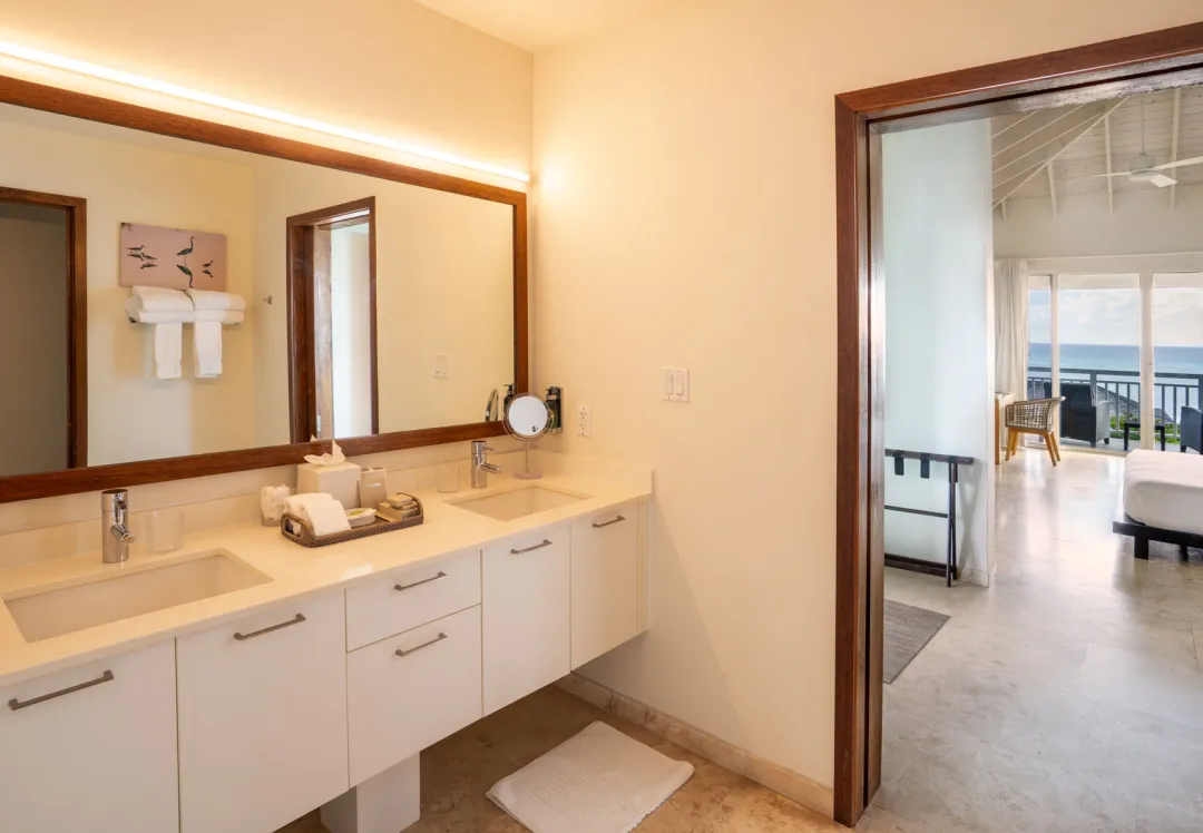 Oceanview Suite - Bathroom View