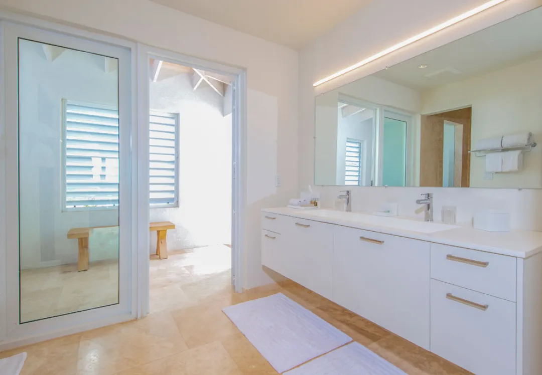Oceanview Premier Suite - Bathroom View