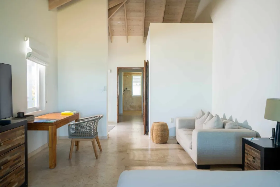 One Bedroom Oceanview Suite - Seating Aeria