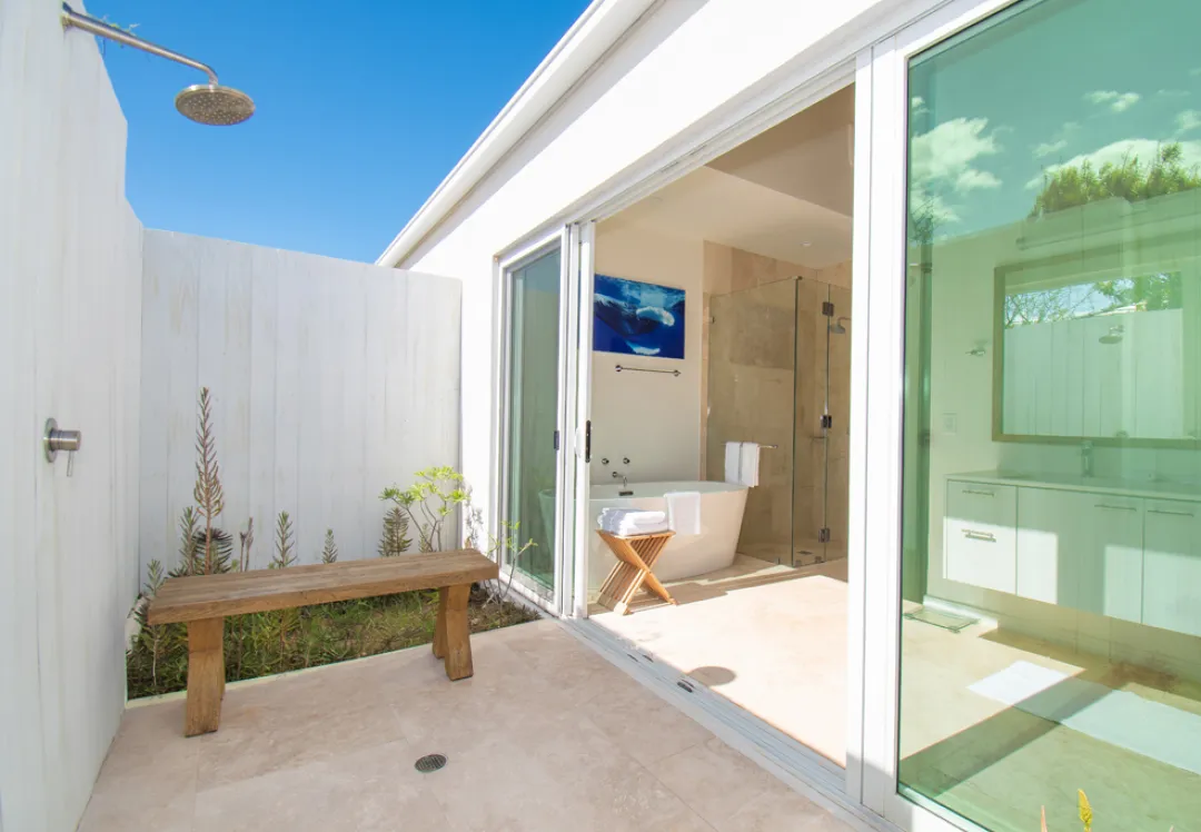 Two Bedroom Beachfront Villa Suite - Shower
