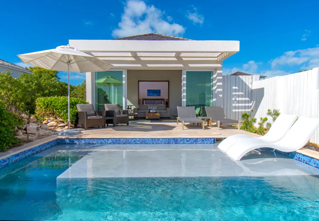 Two Bedroom Beachfront Villa Suite - Pool View