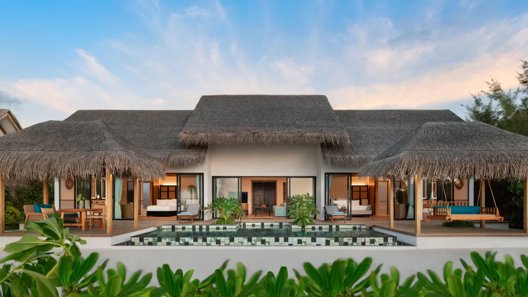 Hilton-Maldives-Amingiri-Resort-and-Spa-Beach-Pool-Villa-Exterior