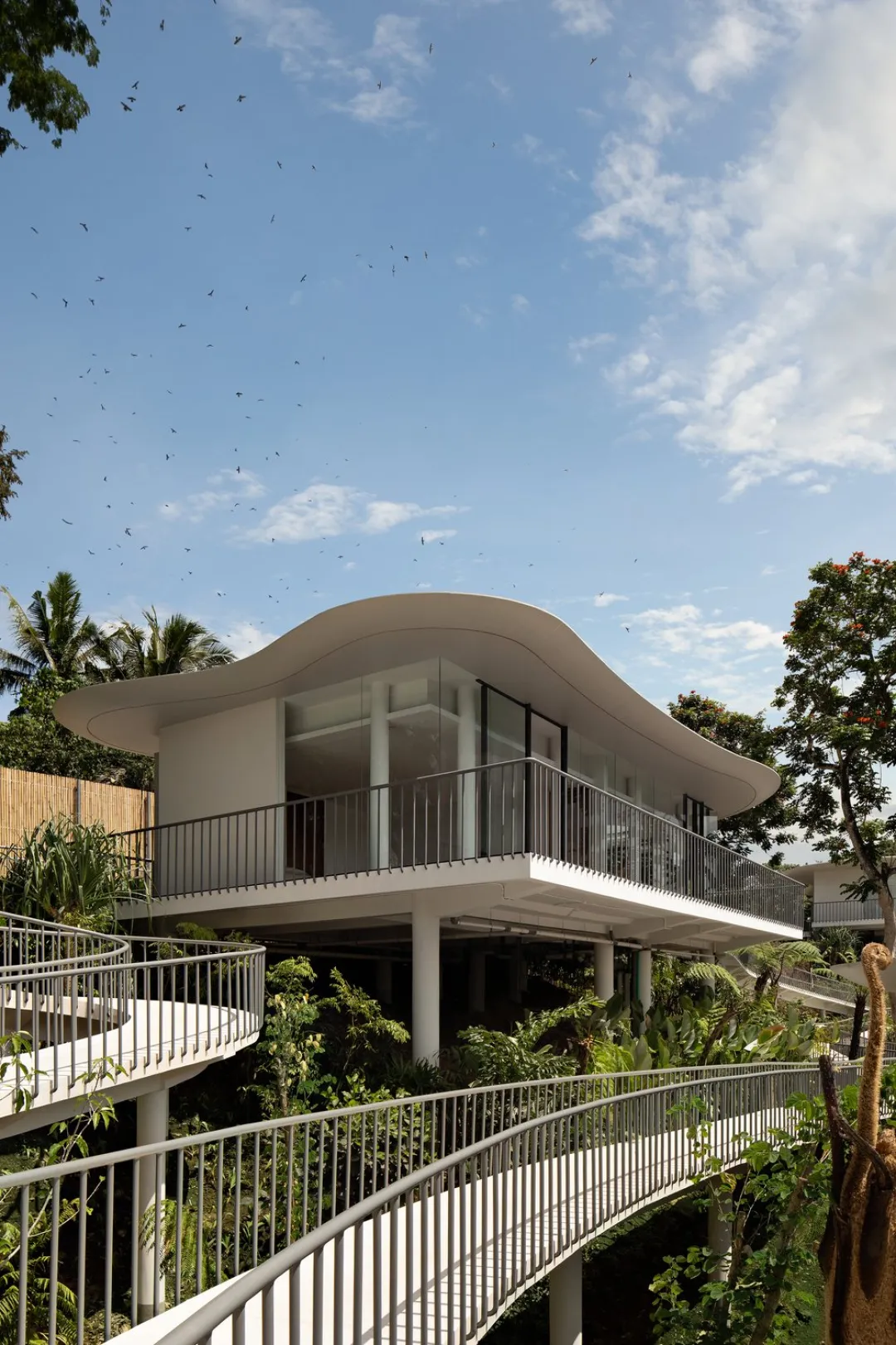 Bumi Kinar - Skylight Villas