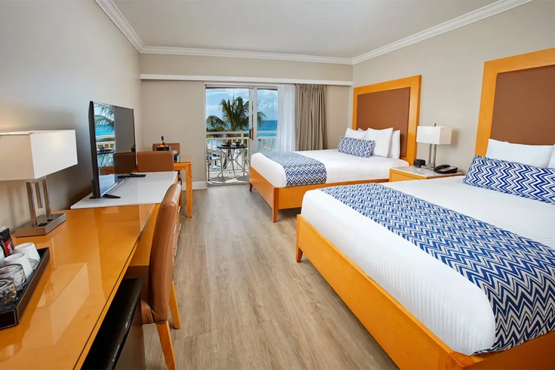 Beachfront Guestroom -Twin Bed