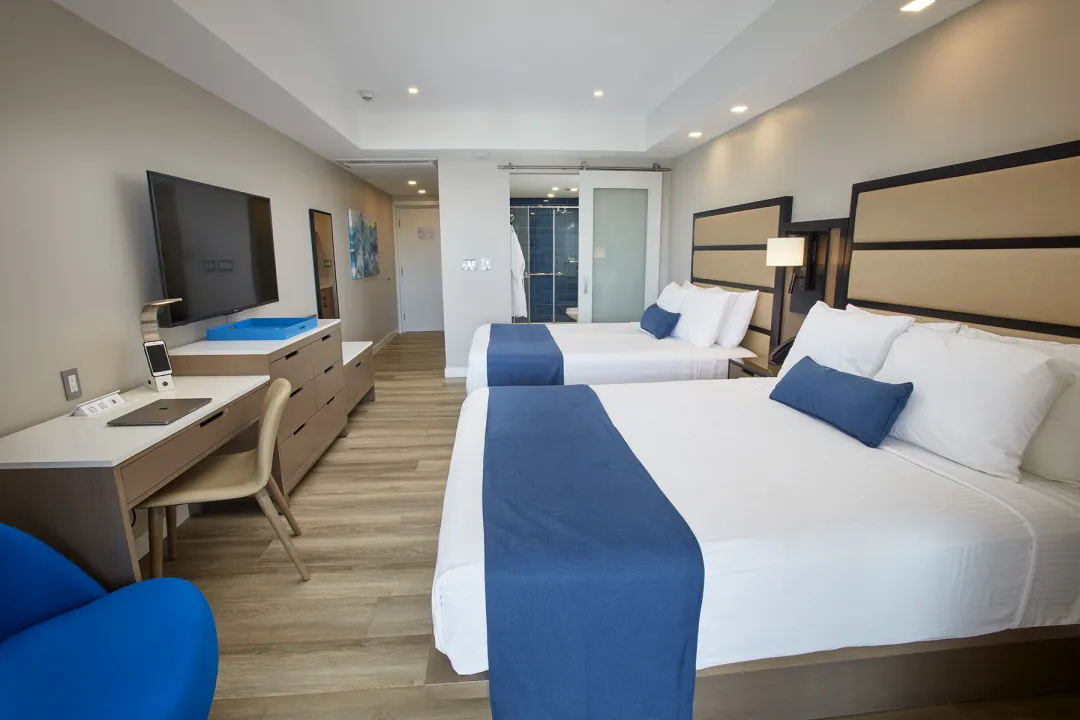 Oceans Double Guestroom - Twin Bed