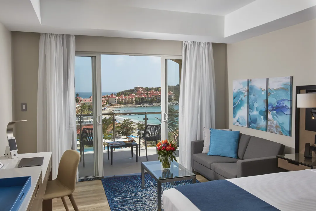 Oceans King Guestroom - Seating Aeria