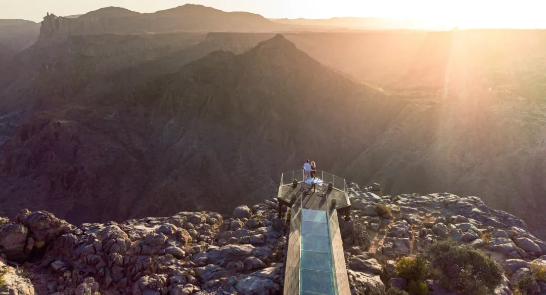 Anantara Al Jabal Al Akhdar Resort - Private Dining with Cliff View