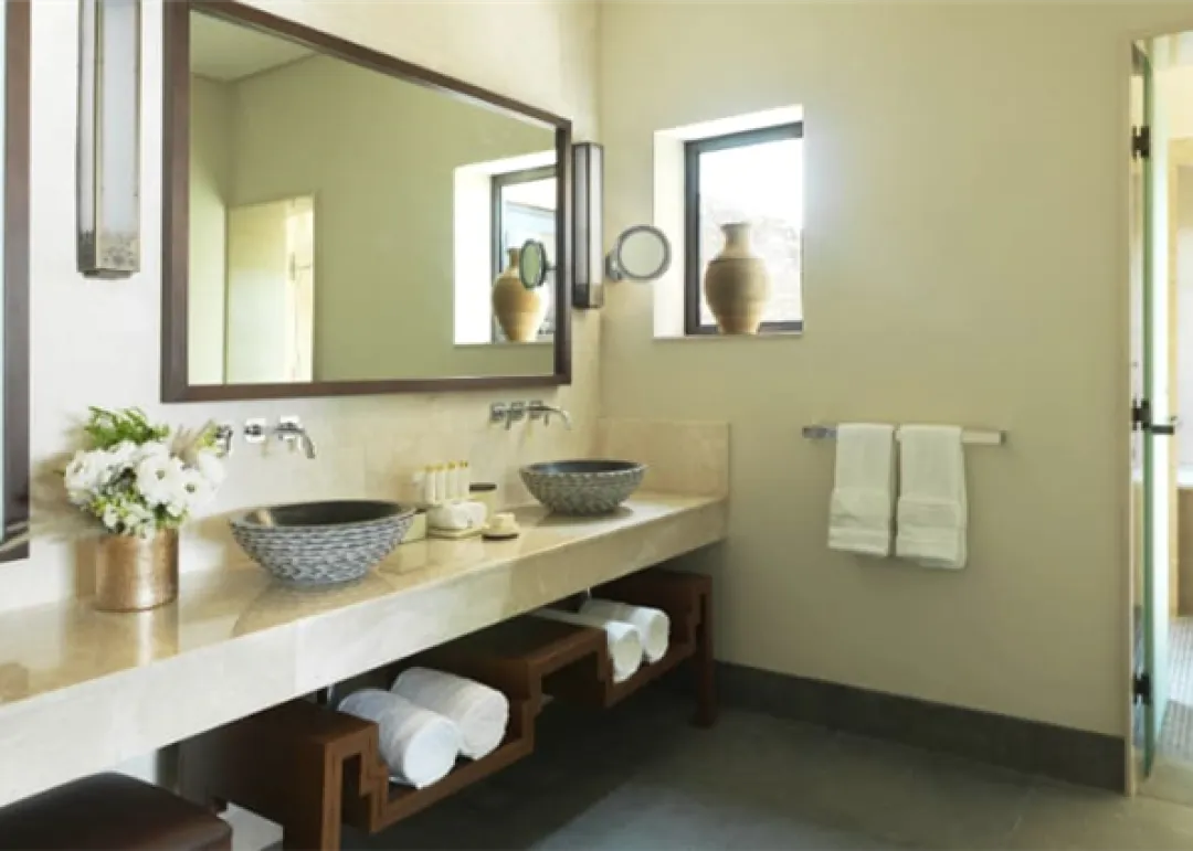 One Bedroom Cliff Pool Villa - Bathroom