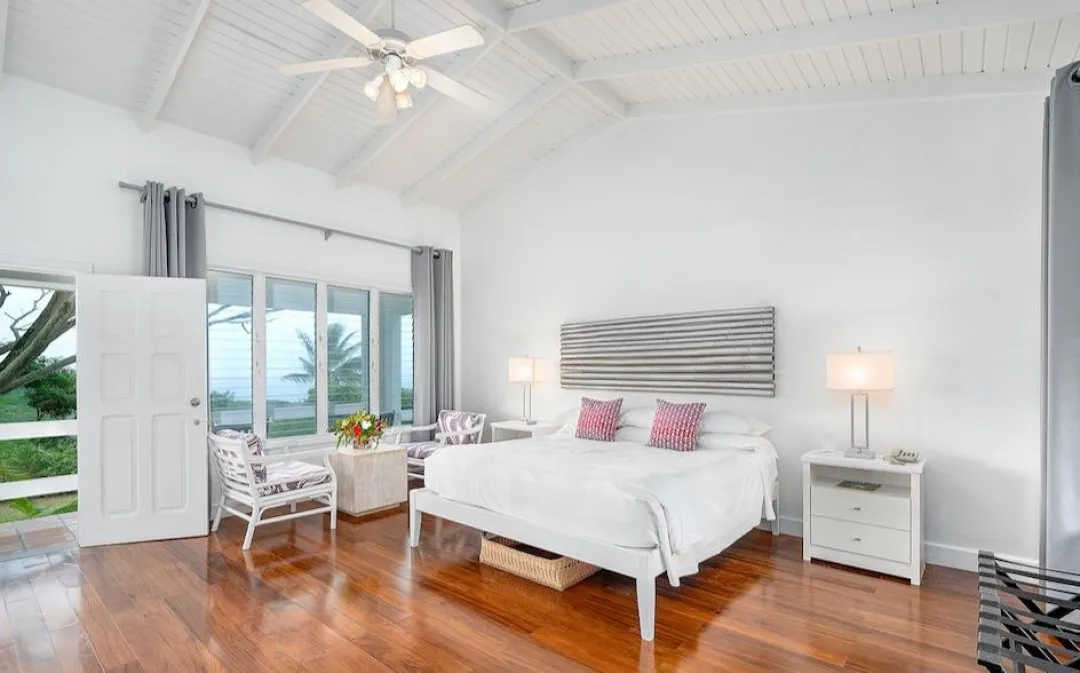 Plantation Room - King Bed