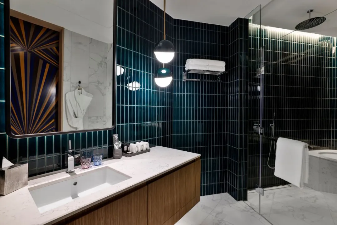 Marvelous Room - Shower Room
