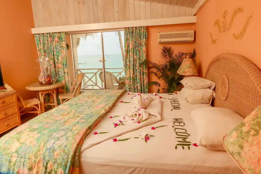 Deluxe Ocean View One Bedroom Suite - Bedroom