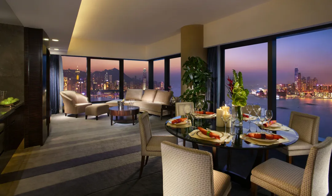 Harbour Grand Hong Kong -Premier Harbour View Suite
