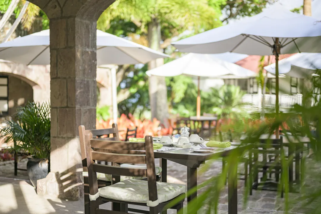Montpelier Plantation Breakfast Courtyard