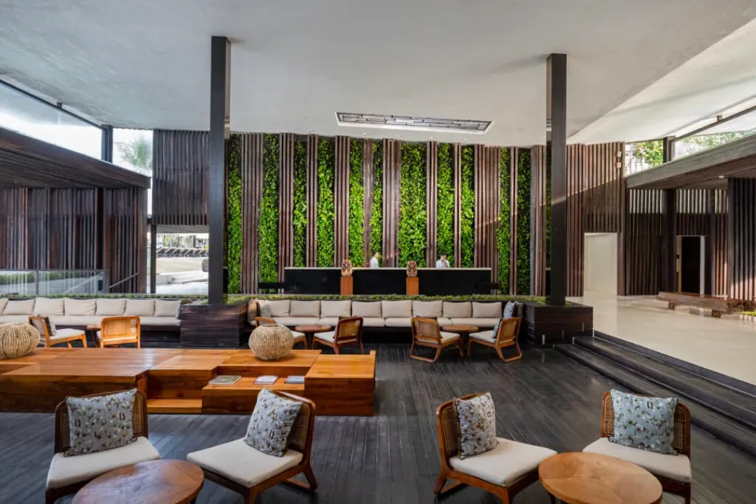 Alila Seminyak - Resort Lobby
