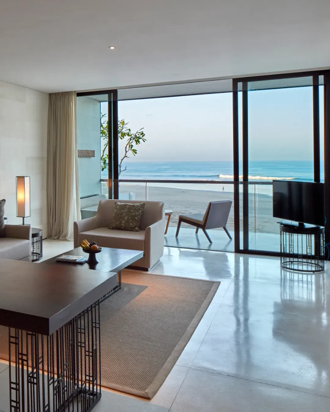 Seminyak Suite - Seating Aeria with Sea View