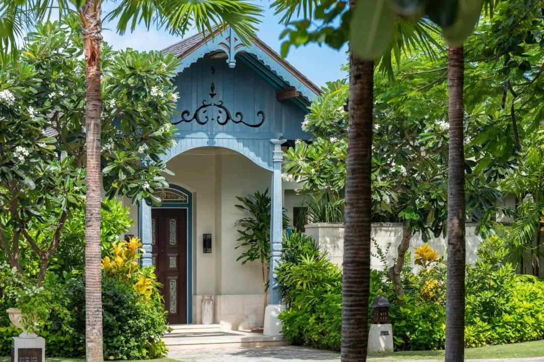 Garden Villa with Private Pool - Villa Entrance