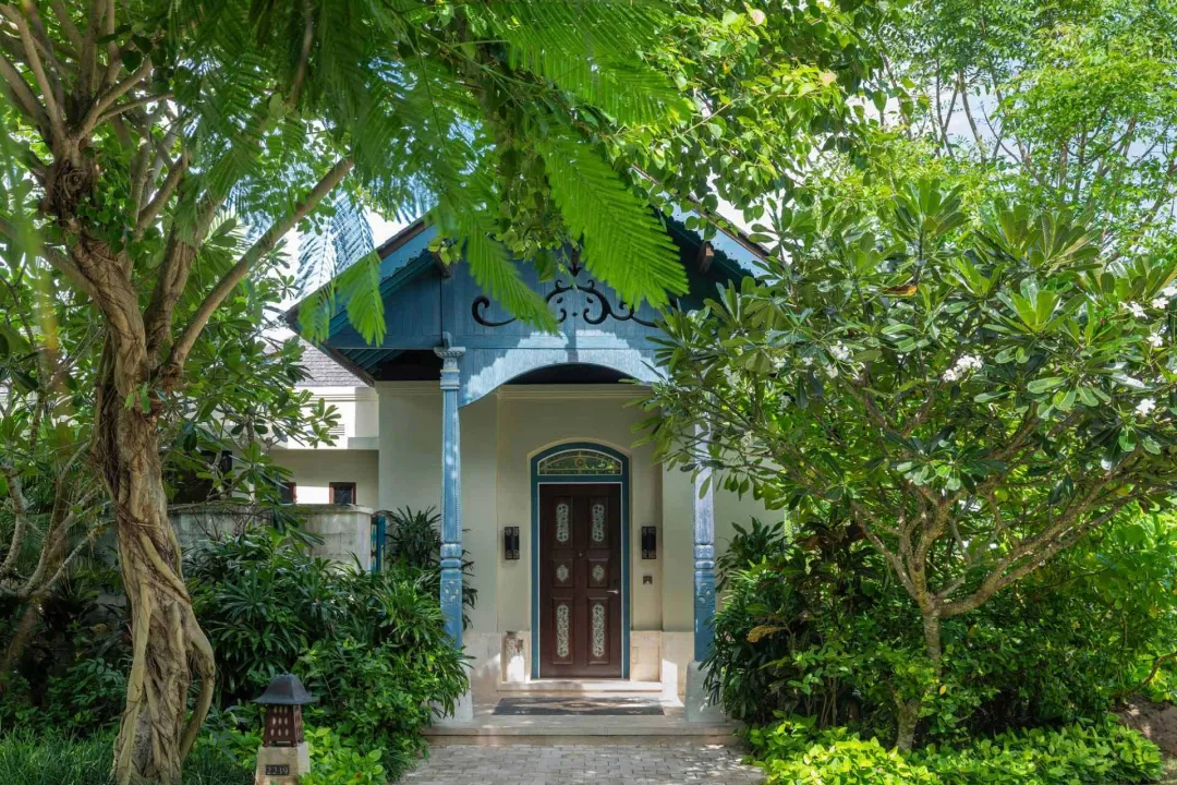Ocean-Villa-with-Private-Pool-Villa-Entrance