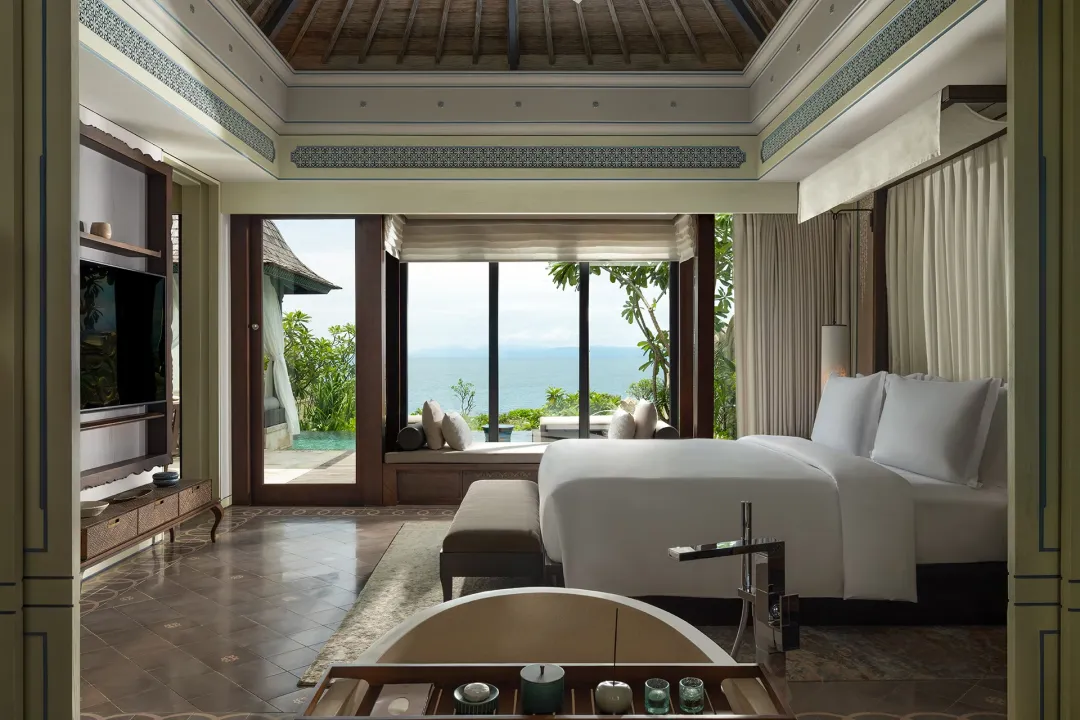 Panoramic-Ocean-with-Private-Pool-Bedroom-View