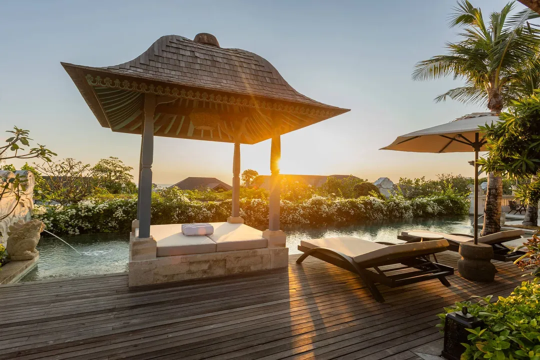 One-Bedroom-Residence-with-Private-Pool-Pool-Lounge