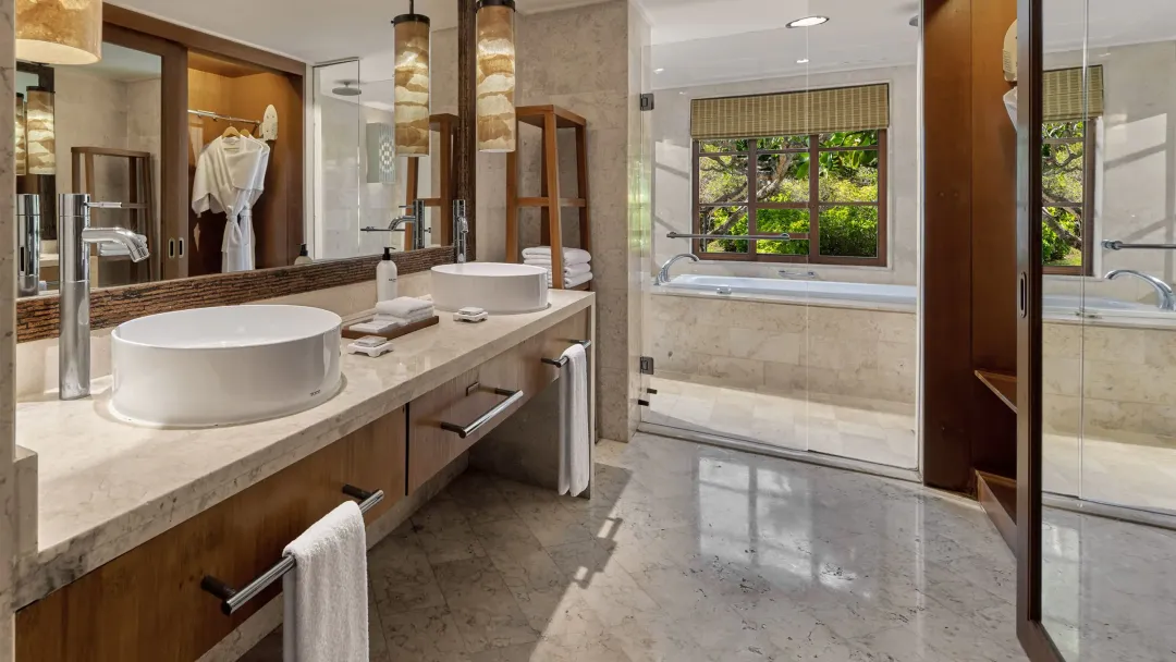 Odysseys Travel - Grand Hyatt Bali - Club Deluxe Room - Bathroom