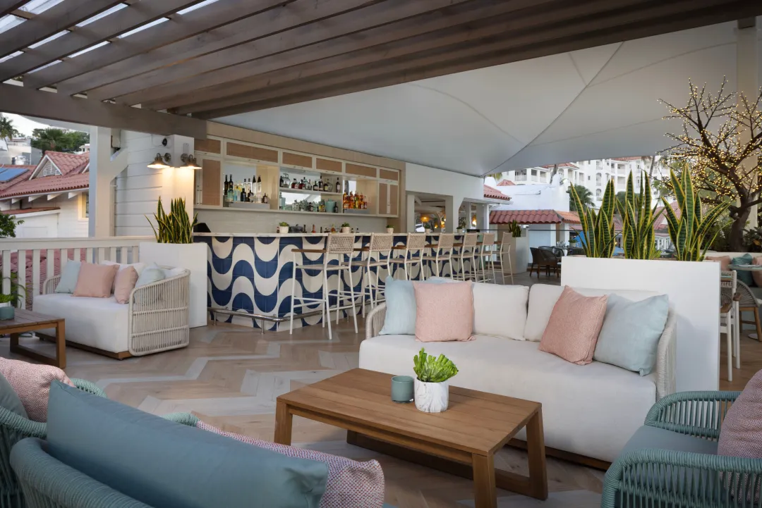 Windjammer Landings - Dragonfly Interior