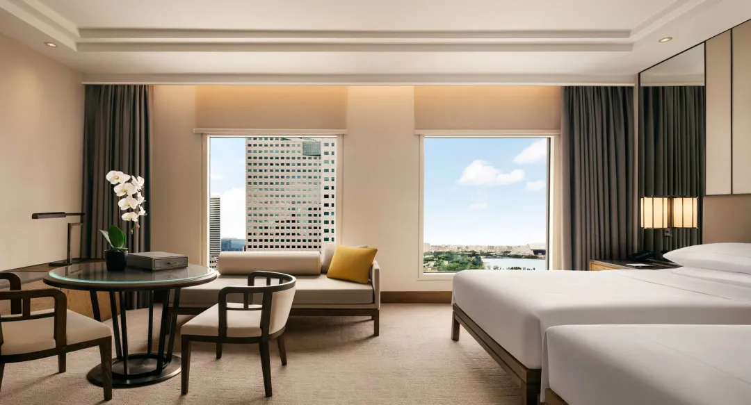 Conrad Singapore Marina Bay -Premium Twin Room - View