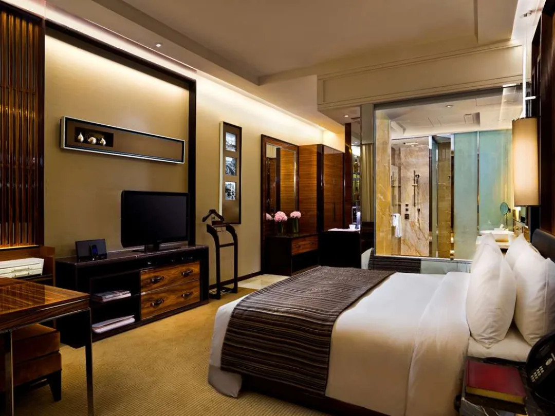 The Fullerton Bay Hotel Singapore - Deluxe Room - King Bed