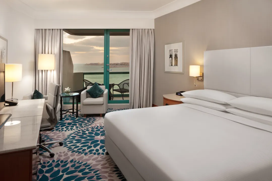 Hilton Dubai Jumeirah Beach - King Executive Room with Sea View