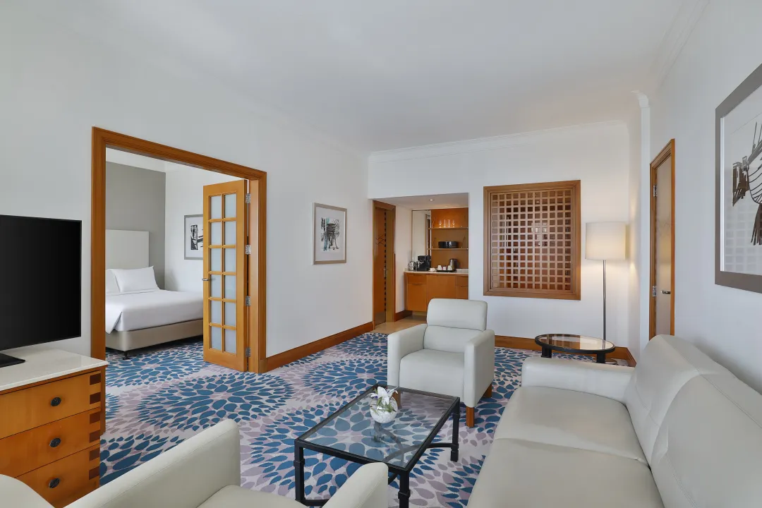 Hilton Dubai Jumeirah - Family Suite with Sea View - Living Room
