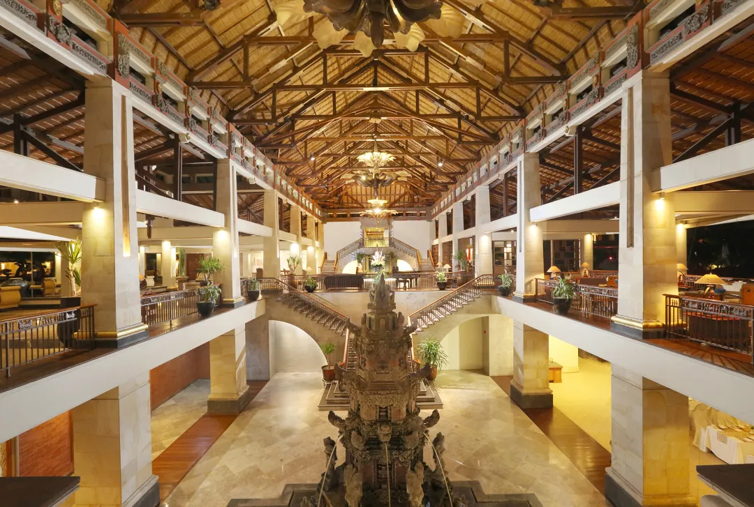 Nusa Dua Bali Hotel and Spa - Lobby