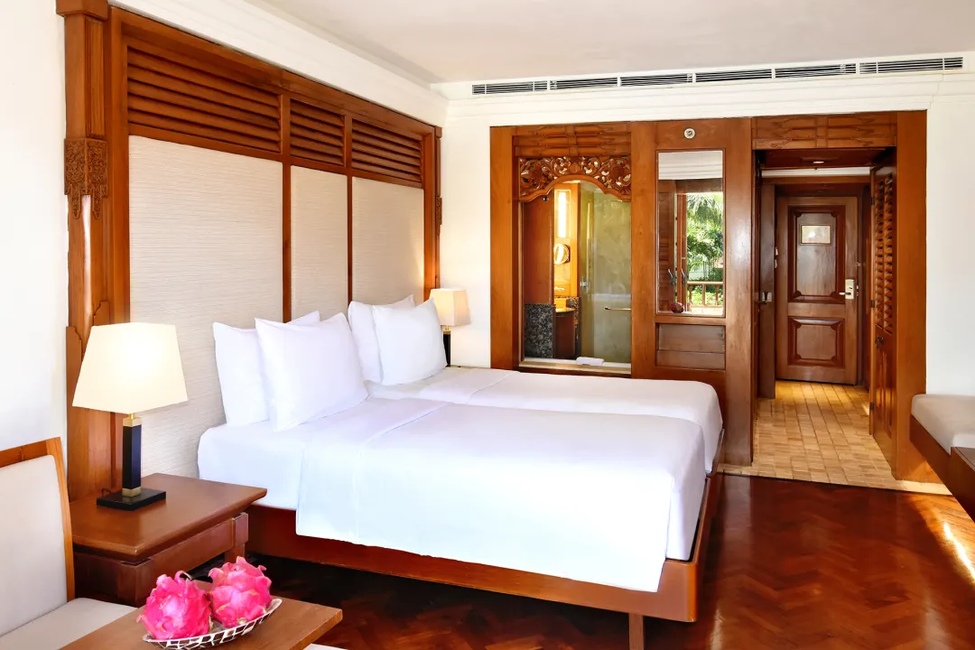 Nusa Dua Beach Hotel and Spa - Premier Room - Twin Beds Detail