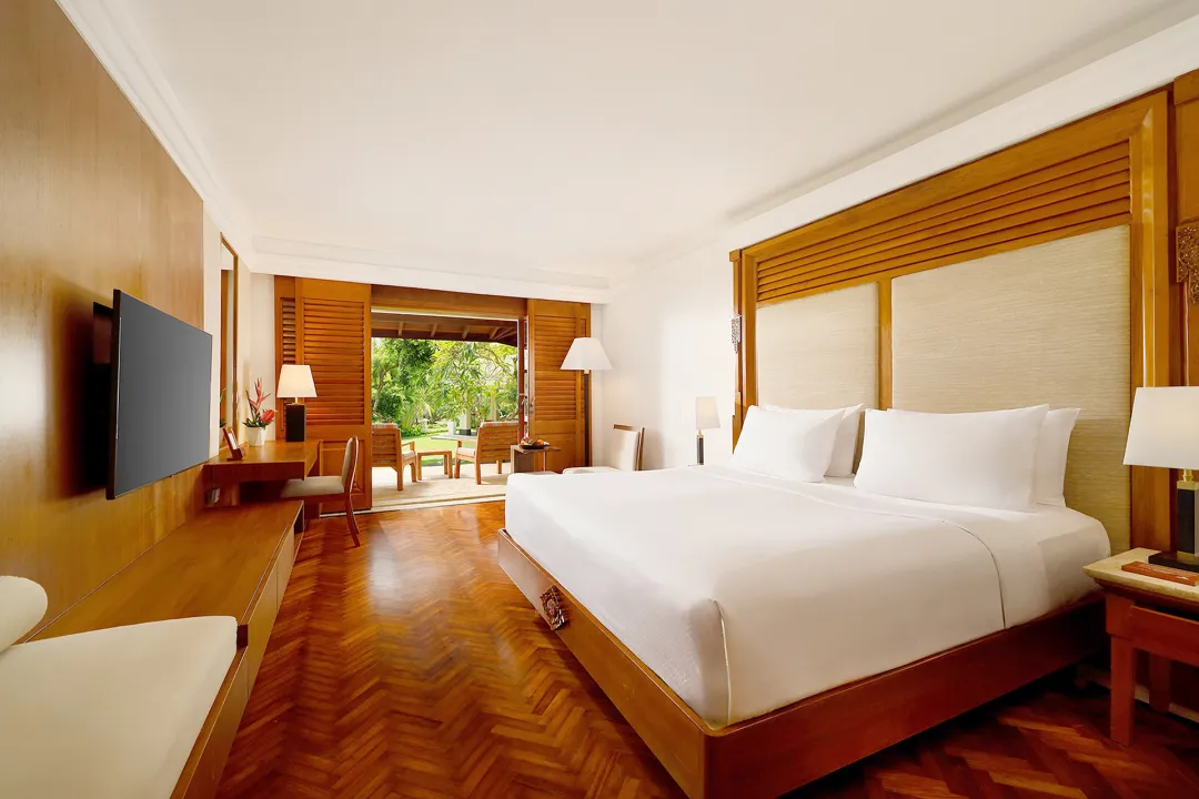 Nusa Dua Beach Hotel and Spa - Palace Club Room - King Bed