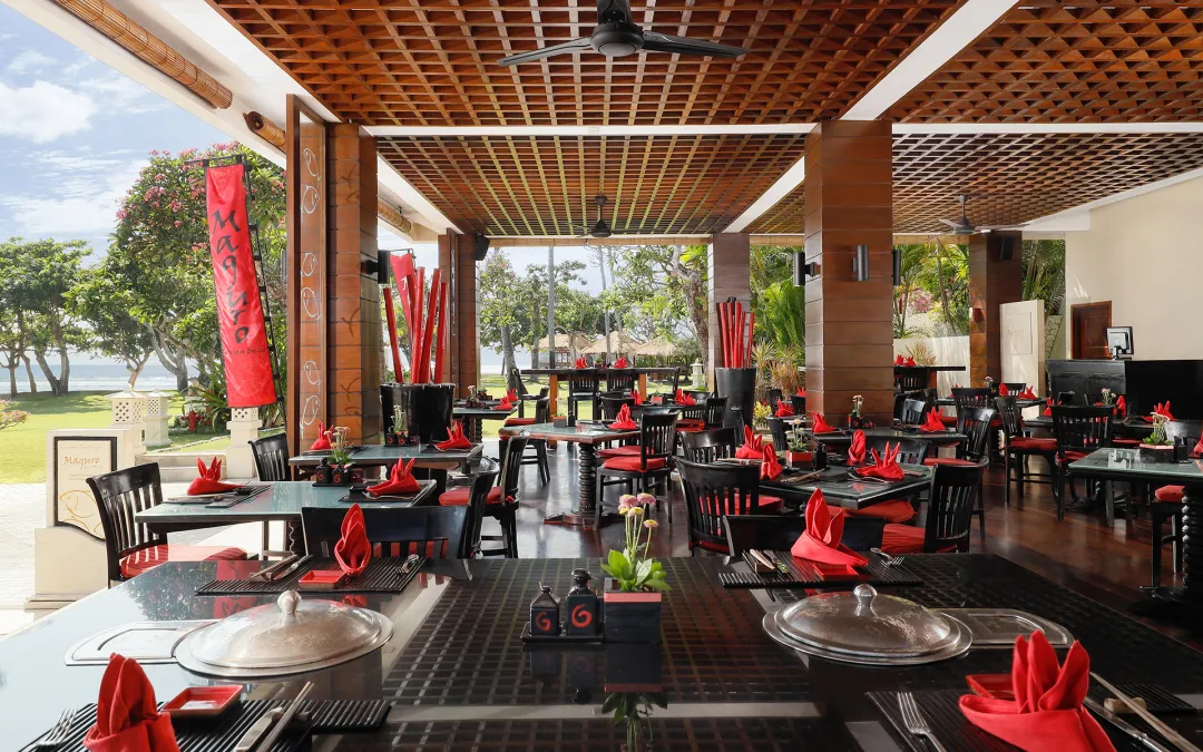 Nusa Dua Beach Hotel and Spa - Magura Asian Bistro - Interior Seating