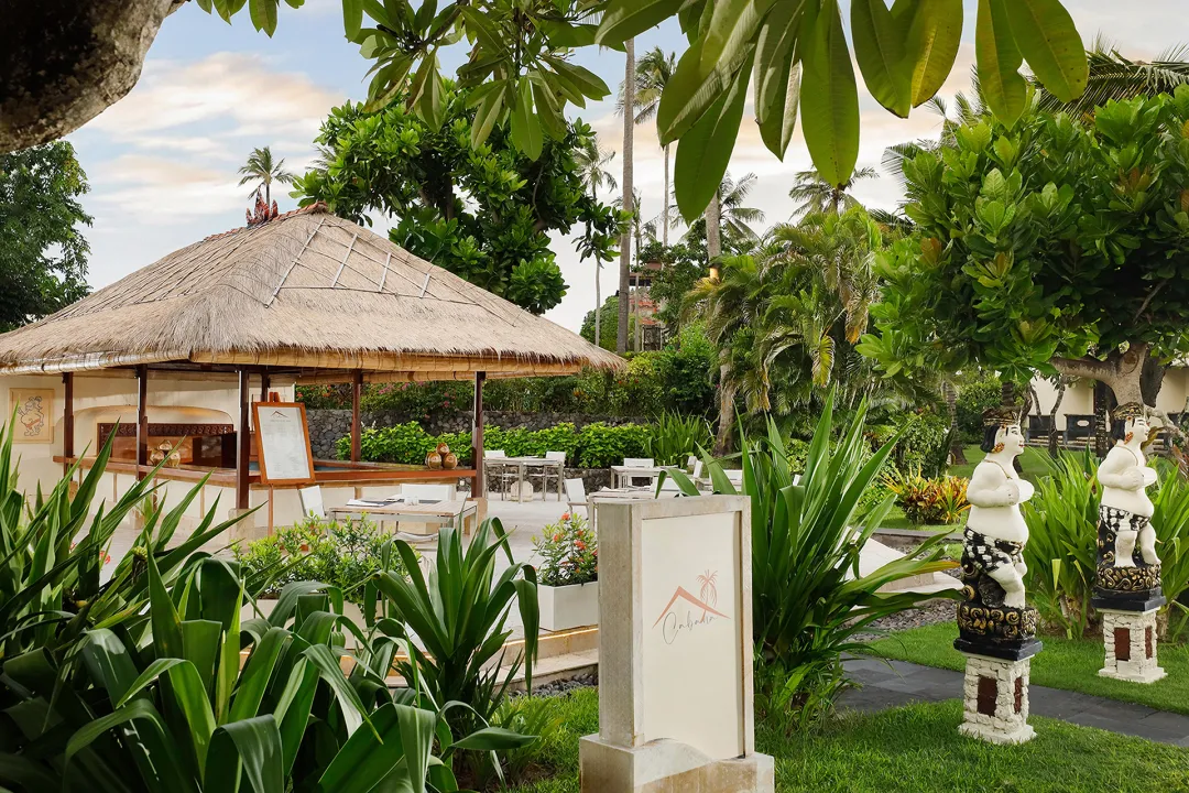 Nusa Dua Beach Hotel and Spa - The Cabana Restaurant - Exterior
