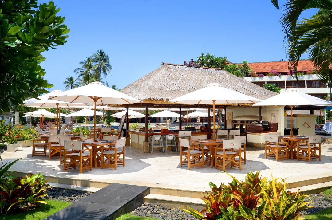 Nusa Dua Beach Hotel and Spa - The Cabana Restaurant - Seating