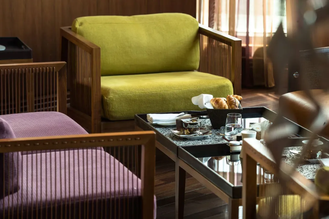 Jumeirah-Creekside-Hotel-Crimson-Galleria