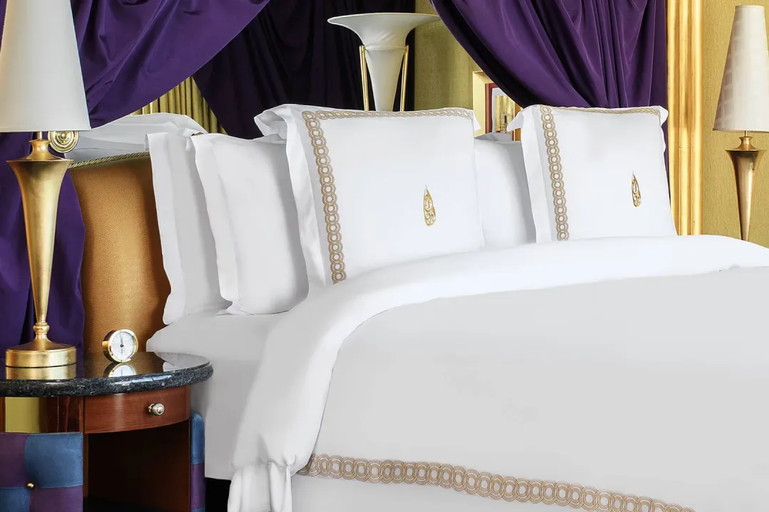 Burj-Al-Arab-Duplex-Sky-One-Bedroom-Suite-King-Bed