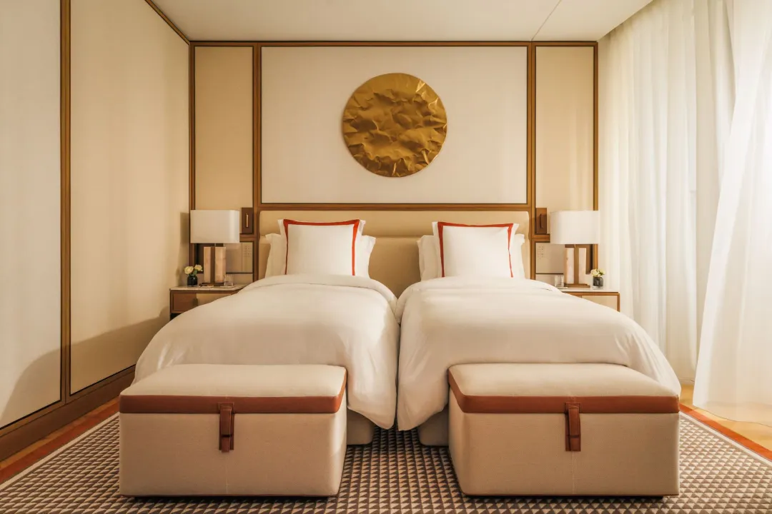 Jumeirah-Marsa-Al-Arab-Marine-Deluxe-Room-Twin-Bed